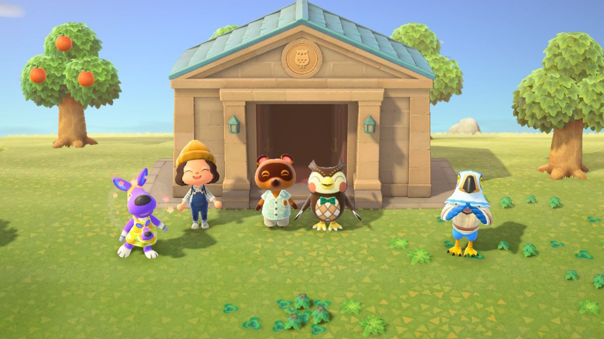 After 16 months and 3 continents, this Animal Crossing: New Horizons fan has finally seen all of its artworks in real…