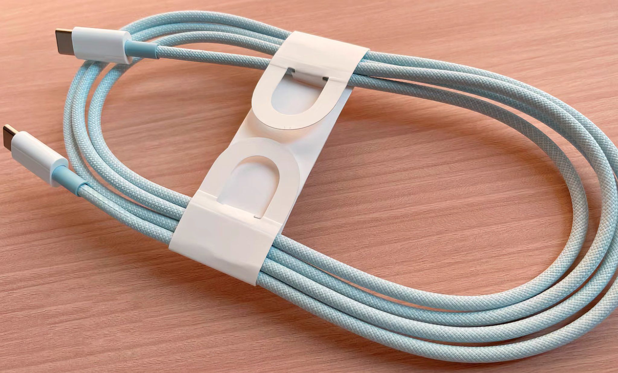 iPhone 15’s Braided USB-C Cable Could Be 50% Longer