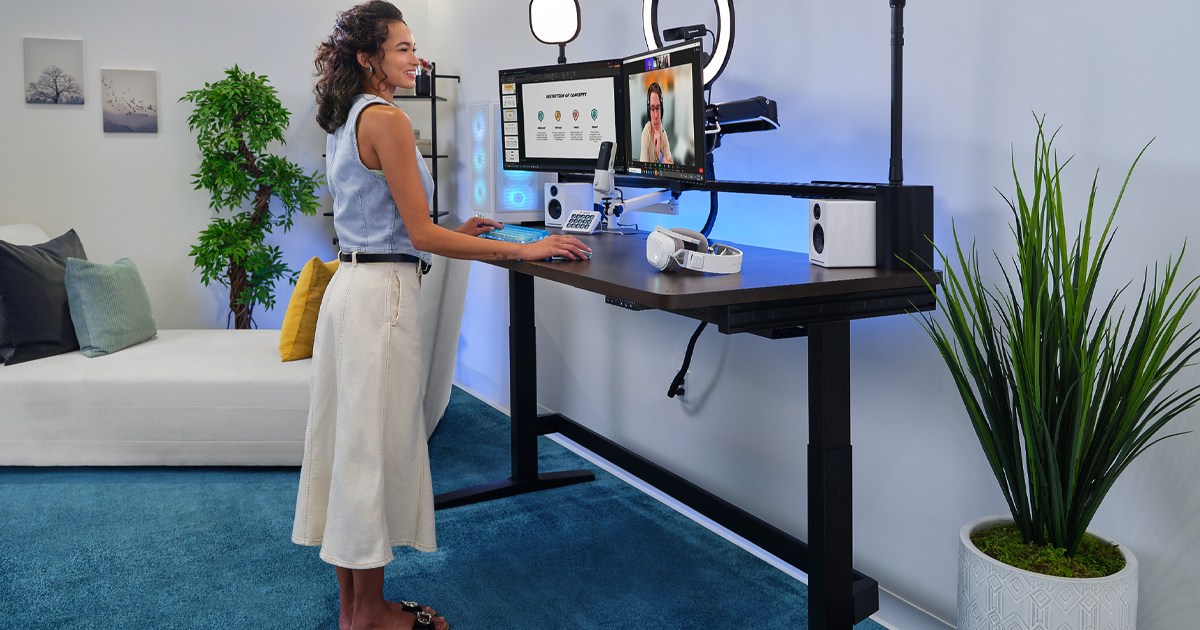 Corsair’s standing desk might finally tempt me to buy one | Digital Trends