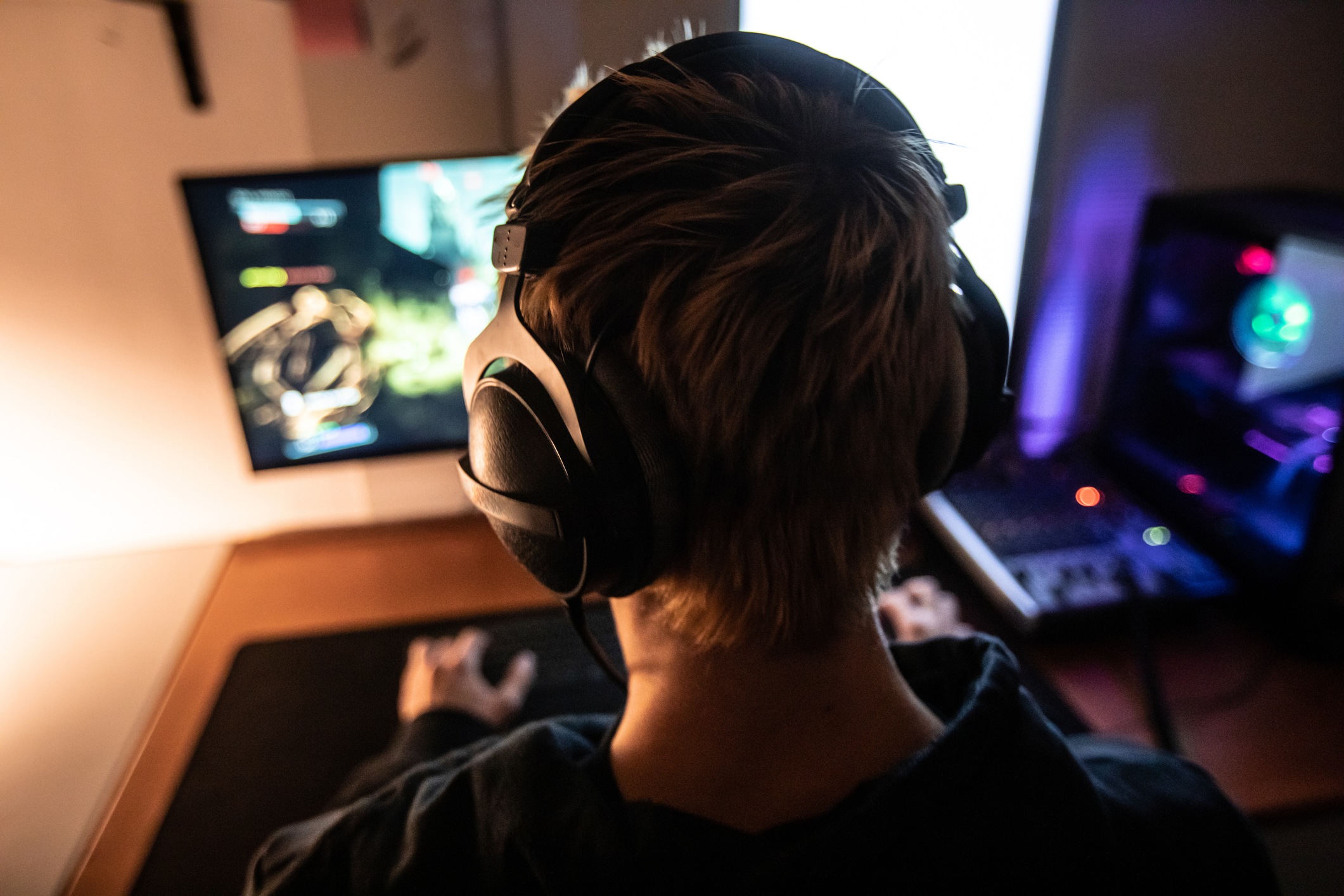 Online Gaming Communities Could Provide A Lifeline For Isolated Young Men