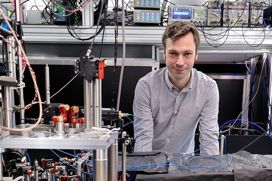 Researchers develop ‘noise-canceling’ qubits to minimize errors in quantum computers