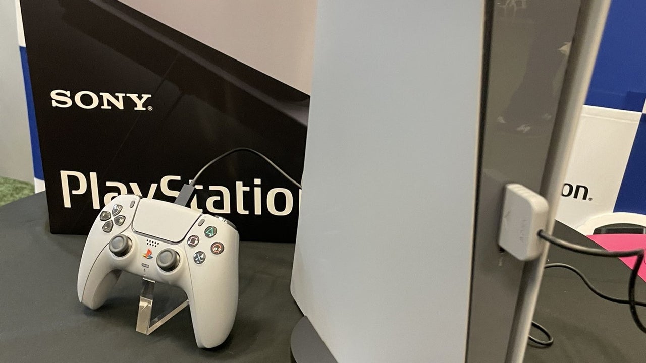 Retiring PlayStation Boss Gifted a PS1 Style PlayStation 5 and the Internet Is Very Jealous – IGN