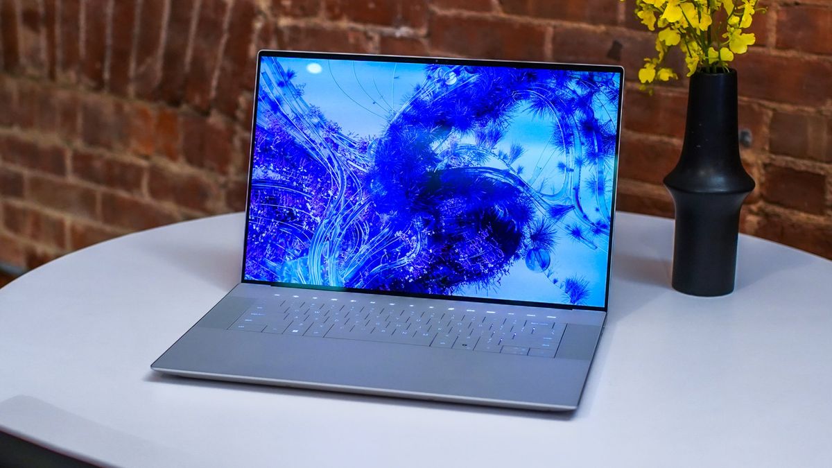 Dell’s new RTX 4070-powered XPS 16 laptop is an irresistible OLED beauty