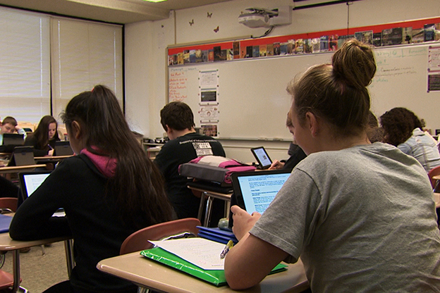Civics proficiency, internet safety curricula bill gets seal of approval from House