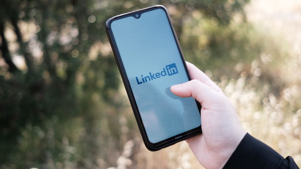 Need a distraction from work? LinkedIn might add games with company leaderboard rankings