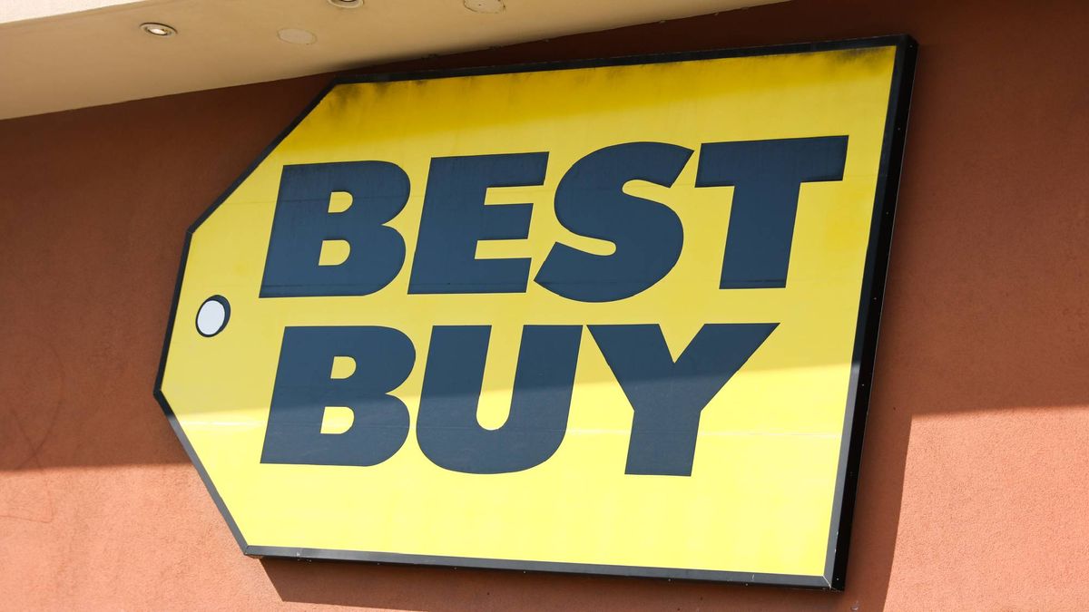 Best Buy is having a mega weekend sale, here’s 35 deals I recommend