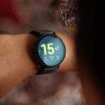 Samsung releases a fix for Galaxy Watch restarting with Digital Neon watch face