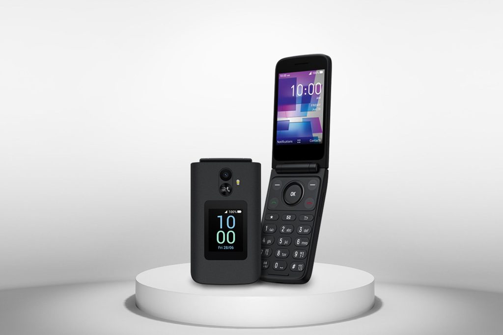 TCL’s New Flip Phone Has USB-C and 4G LTE