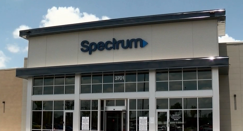 Spectrum reports internet, cable outages across Texas