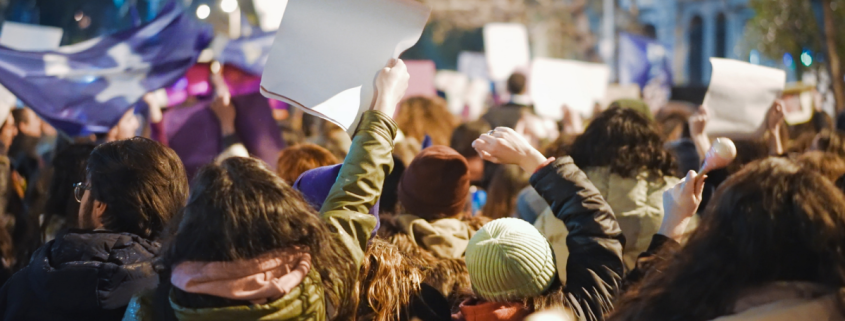 Nine Phone Settings to Change Before Attending a Protest