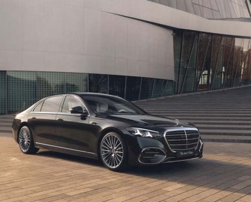 Mercedes-Benz Says the 2027 S-Class Gives Passengers a Better Ride Through AI