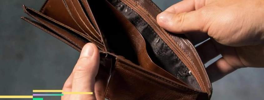 EY warns firms they must own the wallet to keep their customers