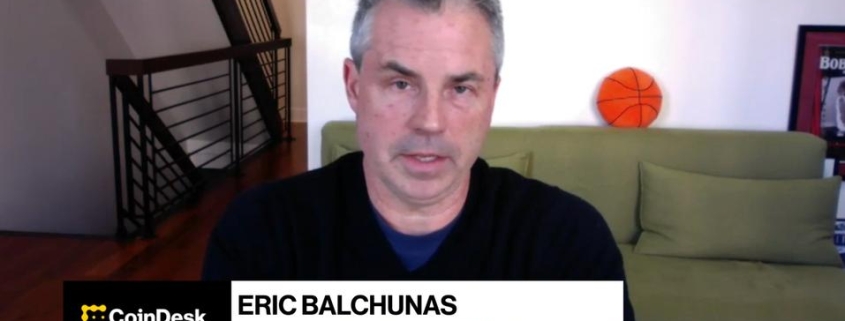 Bitcoin ETFs barely flinch as BTC slides 40%, Bloomberg’s Eric Balchunas says