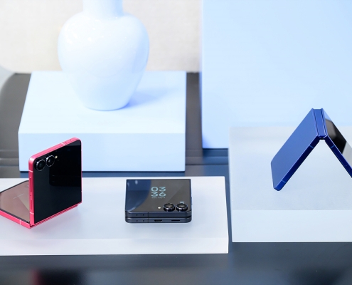 Apple is already thinking about its second foldable iPhone, and it may be a clamshell