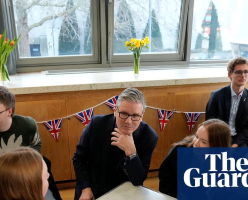 Starmer vows to fast-track social media law but says under-16s ban not definite | Social media ban Starmer vows to fast-track social media law but says under-16s ban not definite | Social media ban