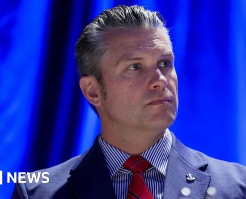 US threatens Anthropic with deadline in dispute on AI safeguards