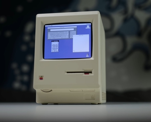 This cool project crams classic Mac emulation into a four-inch alarm clock chassis This cool project crams classic Mac emulation into a four-inch alarm clock chassis