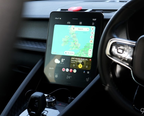 Android Auto update may fix steering wheel, hints at new features