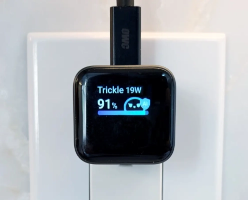 Anker Nano Charger (45W, Smart Display, 180° Foldable) review Anker Nano Charger (45W, Smart Display, 180° Foldable) review