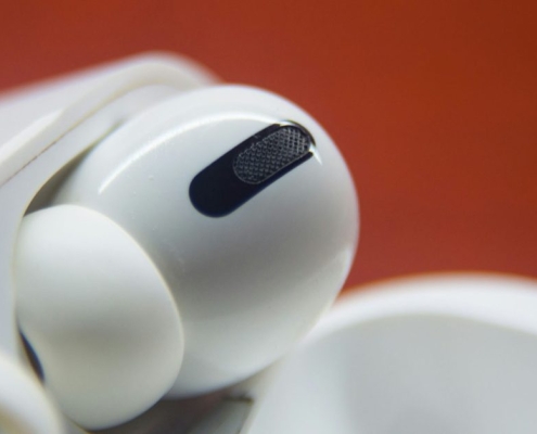 Audiologists recommend the 60/60 rule for AirPods