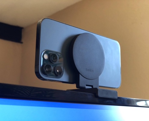 Every display needs this MagSafe mount Every display needs this MagSafe mount