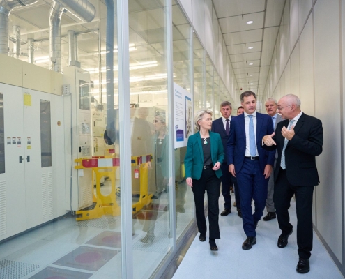 €2.5bn EU NanoIC pilot line launched to usher in next-gen chips €2.5bn EU NanoIC pilot line launched to usher in next-gen chips