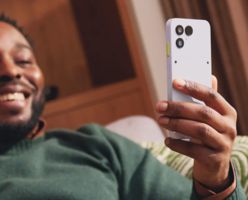 I want a phone I can actually fix, and Fairphone’s record growth shows the world does too