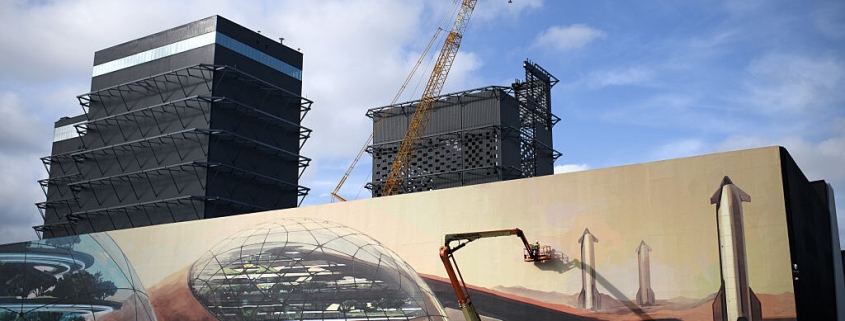 Why would Elon Musk pivot from Mars to the Moon all of a sudden? Why would Elon Musk pivot from Mars to the Moon all of a sudden?