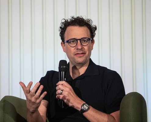 Anthropic CEO stands firm as Pentagon deadline looms