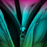 How to Layer Your Clothes to Stay Warm in Any Season (2026)