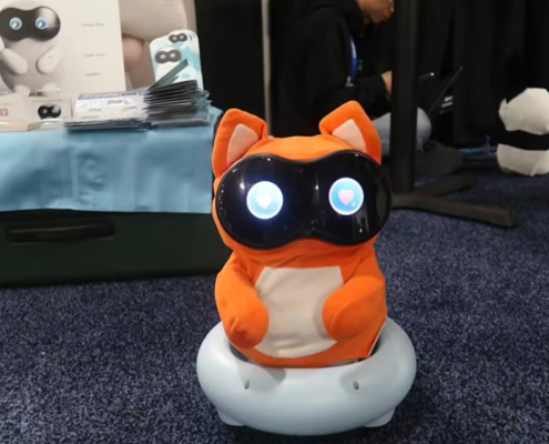 Ludens AI unveils warm-touch companion robot Cocomo · TechNode