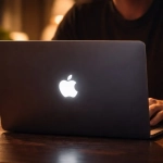 Apple, it’s time to let the MacBook logo glow again