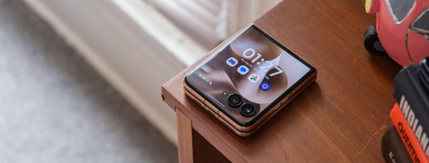Motorola Razr Ultra 2025 drops to record-low price on Amazon