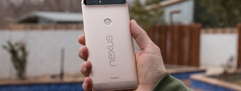 After a decade of reviewing phones, I really miss metal backs