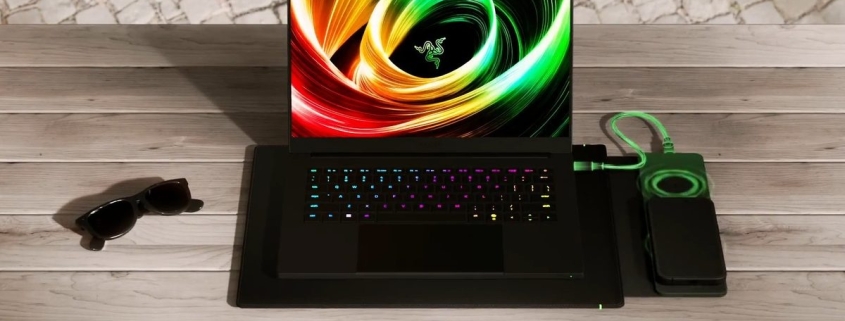 Razer’s pricey new laptop sleeve is a wireless charging mat in disguise Razer’s pricey new laptop sleeve is a wireless charging mat in disguise
