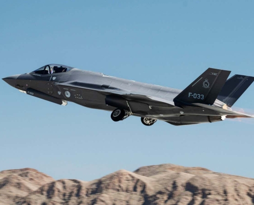 Dutch air force reads pilots’ brainwaves to make training harder