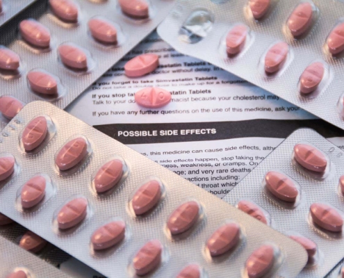 Statins don’t cause most of the side effects listed on their labels Statins don’t cause most of the side effects listed on their labels