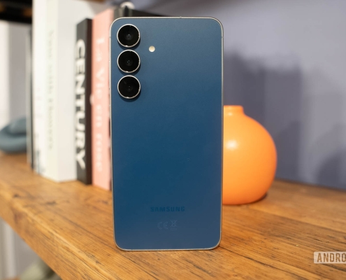 Samsung Galaxy S25 FE hits a new record-low price Samsung Galaxy S25 FE hits a new record-low price