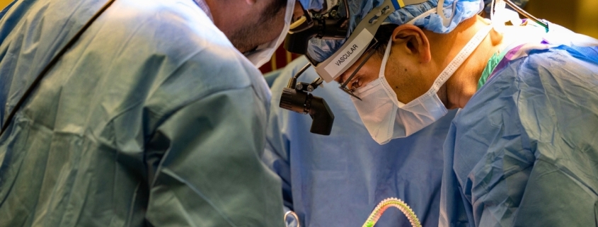 Surgeons Kept a Man Alive With No Lungs For 48 Hours. Here’s How. : ScienceAlert