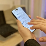 How to select all on iPhone using a hidden two-finger gesture