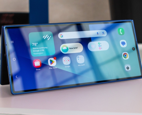 A ‘Wide’ Galaxy Z Fold animation seems to be on the loose in Samsung’s software