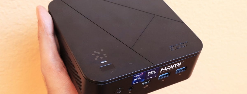 I replaced my full-sized desktop with a mini Windows PC, and it’s somehow just as capable