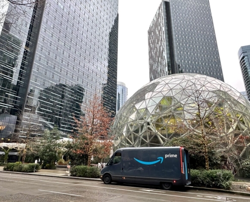 Amazon stock sinks 10% after Q4 profit miss as Jassy signals 0B in capital spending