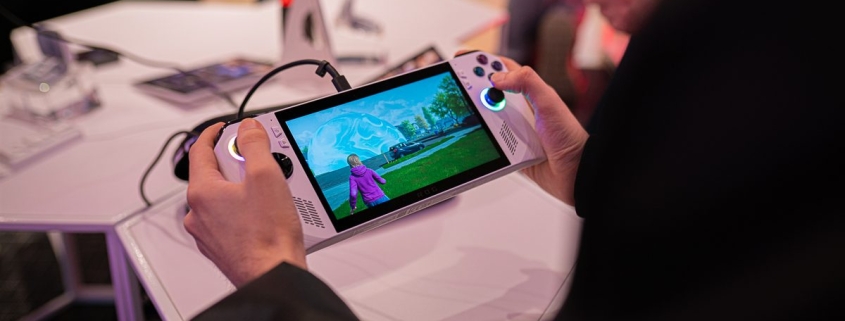 AMD reportedly pauses Ryzen Z1 drivers for gaming handhelds