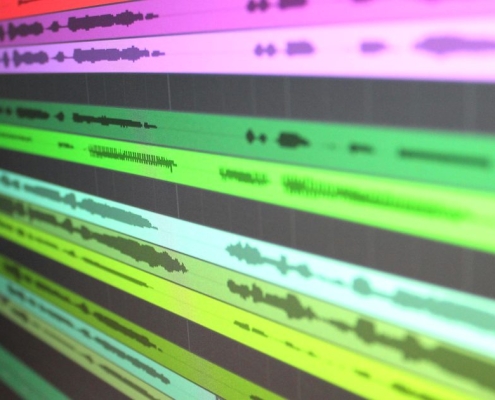 ‘Hey, that’s my voice!’ Veteran broadcaster claims Google stole his voice for AI tool