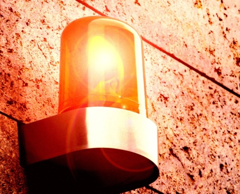 Blinking New Warning Sign Appears for AI Industry