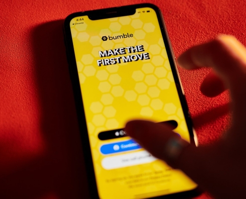 Bumble adds AI-powered photo feedback and profile guidance tools Bumble adds AI-powered photo feedback and profile guidance tools