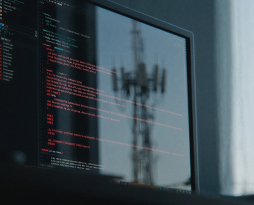 China-Linked UNC3886 Targets Singapore Telecom Sector in Cyber Espionage Campaign