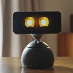 This Motorized Dock Turns Your iPhone Into a Tracking AI Robot · TechNode This Motorized Dock Turns Your iPhone Into a Tracking AI Robot · TechNode