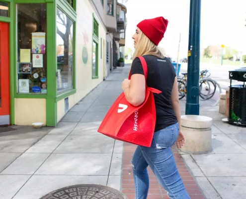 Gift Card deals: Save on DoorDash and Instacart deliveries